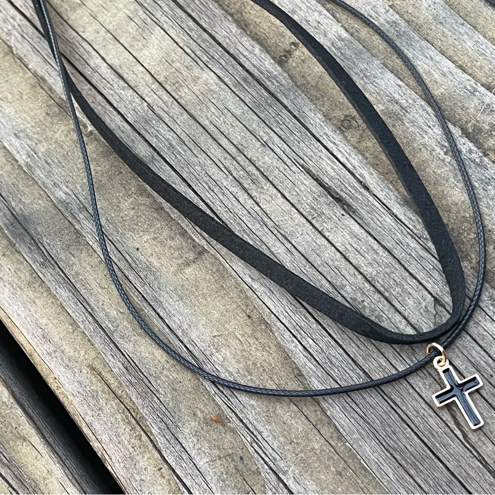 LAST ONE - Cross Layered CHOKER NECKLACE with Gift Bag